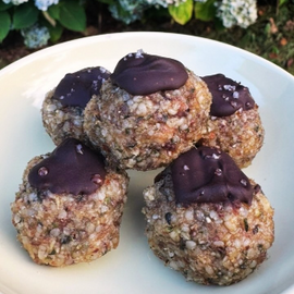 Snack sain : Energy Ball protéinée au chanvre bio